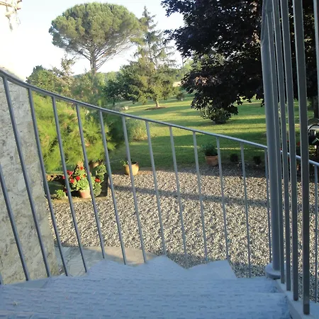 Bed & Breakfast Domaine De Poudos 3*