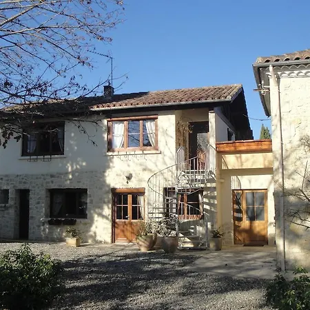 Domaine De Poudos Bed & Breakfast 3*