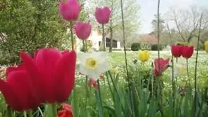 Domaine De Poudos 3*